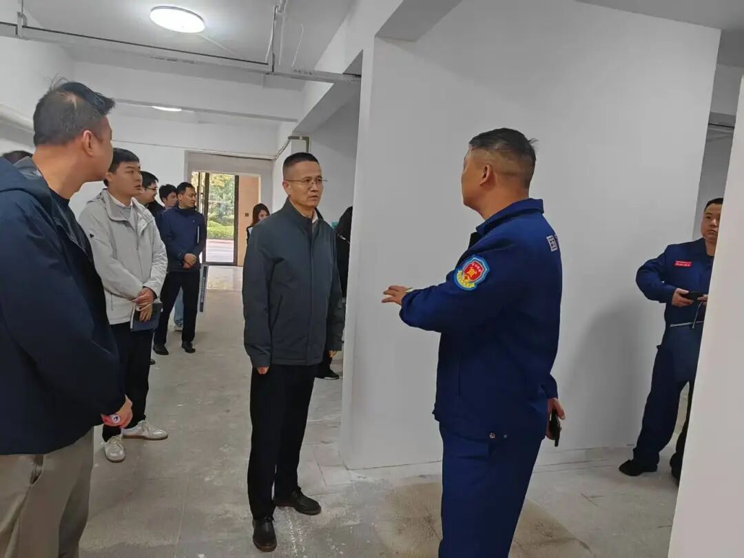 1763447207693878.jpg 1763447207693878.jpg