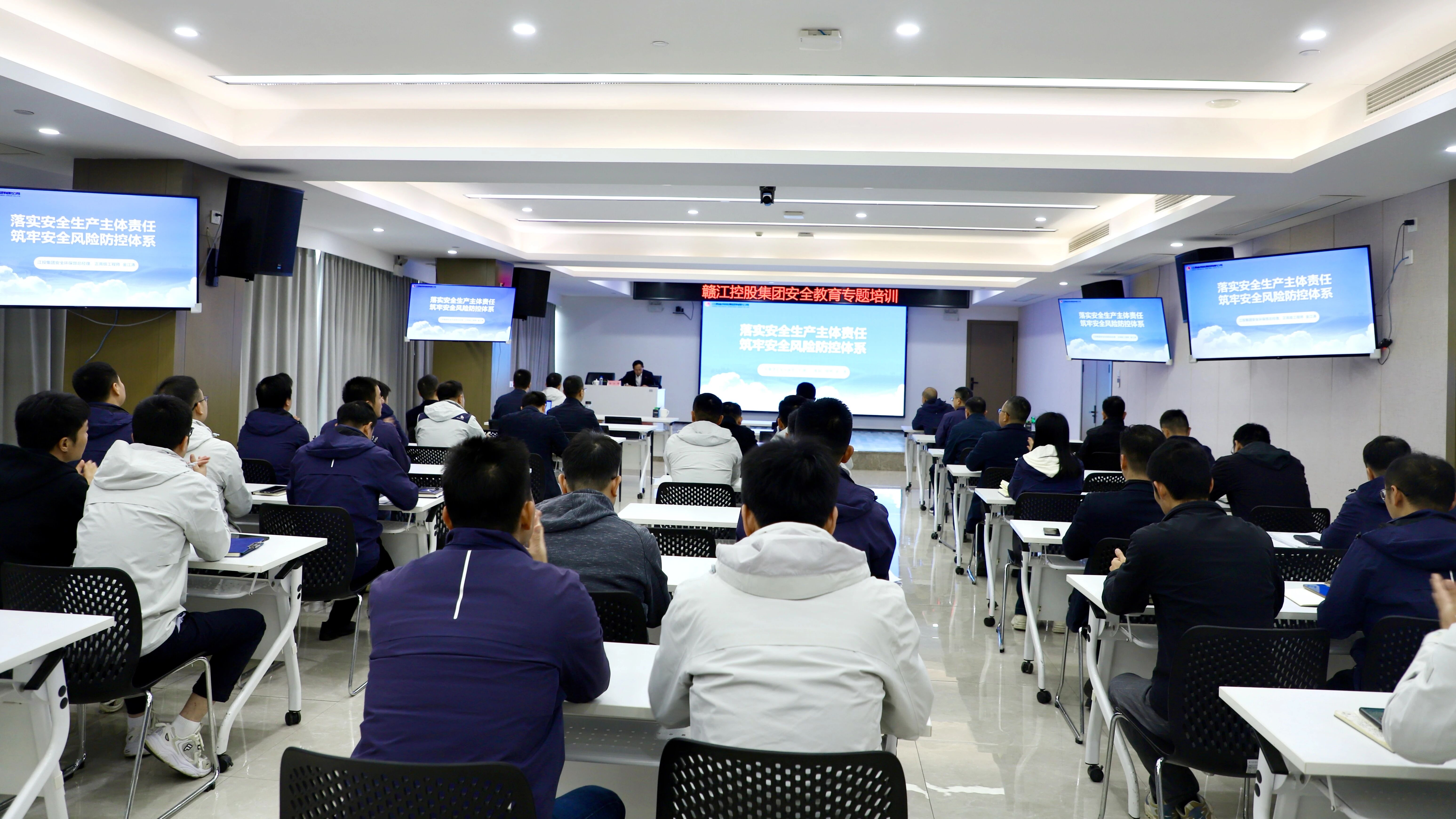 1763448861838206.jpg 1763448861838206.jpg